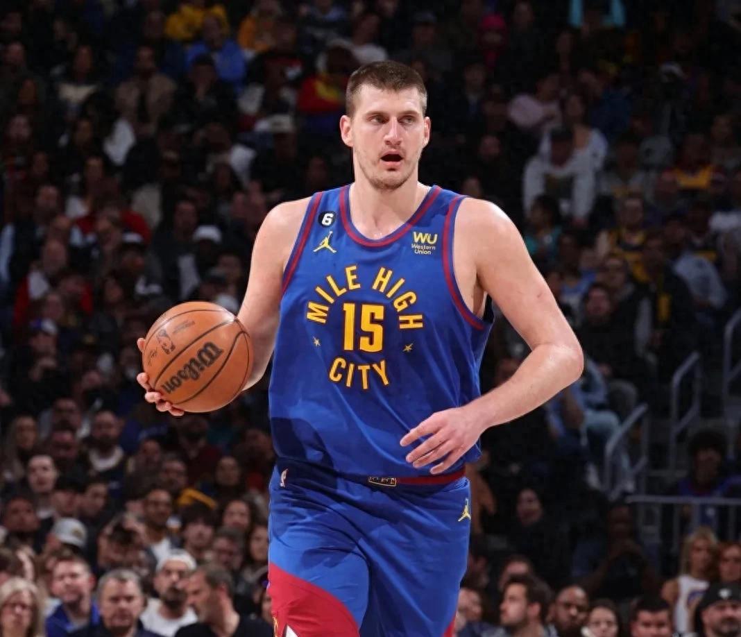 九游官方站点-关于掘金观众热烈欢呼！，德约科维奇迎来十二赛季出色发挥上演精彩一战的信息-九游官方站点