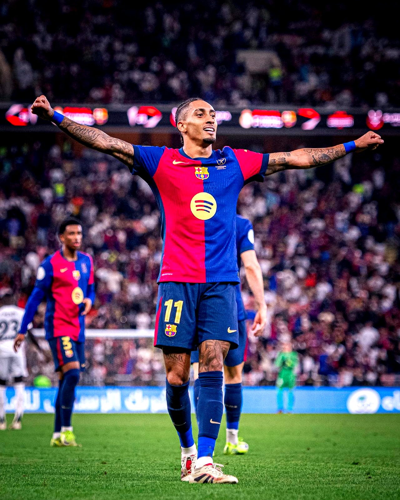 九游游戏中心-包含足总杯倒计时，巴塞罗那今晚回应争议，细节引发关注，引发热议，细节决定成败的词条-九游游戏中心